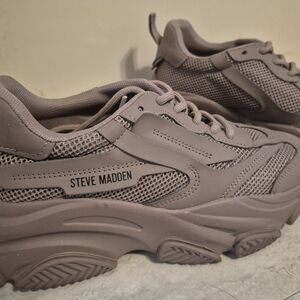 Steve Madden Dusty Pink Athletic Shoes